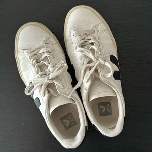 Veja Campo sneakers white Black women size US8